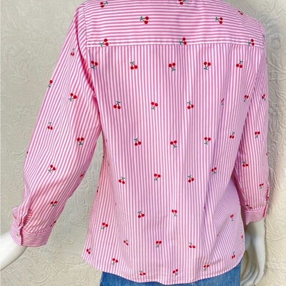 Talbots Cherry Jacquard Popover Women’s Shirt  Medium NWT embroidered cherries - Picture 4 of 11